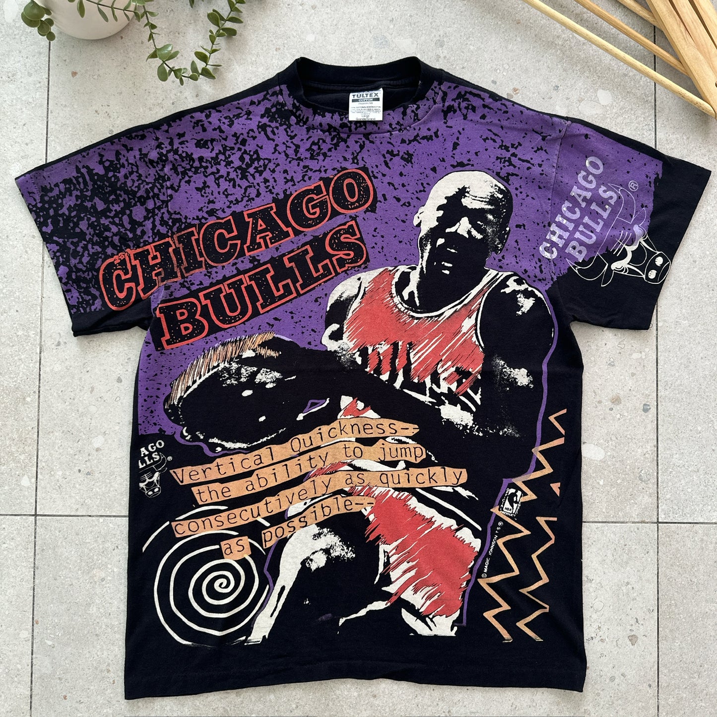 Chicago Bulls Graphic Tee